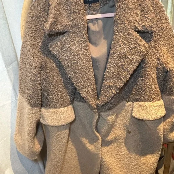 7 For All Mankind Teddy Two-Tone Brown and Tan Women's Coat - Picture 2 of 5